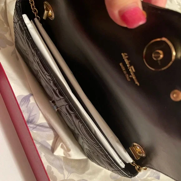 New Salvatore Ferragamo - Picture 2 of 6